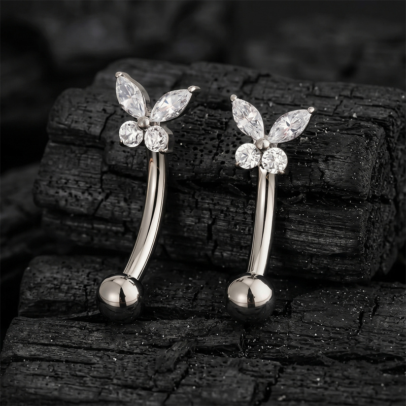 ASTM F136チタン製小さな蝶型CZカーブバーベル ルー - Body Jewelry Vertical Labret のレビューと価格