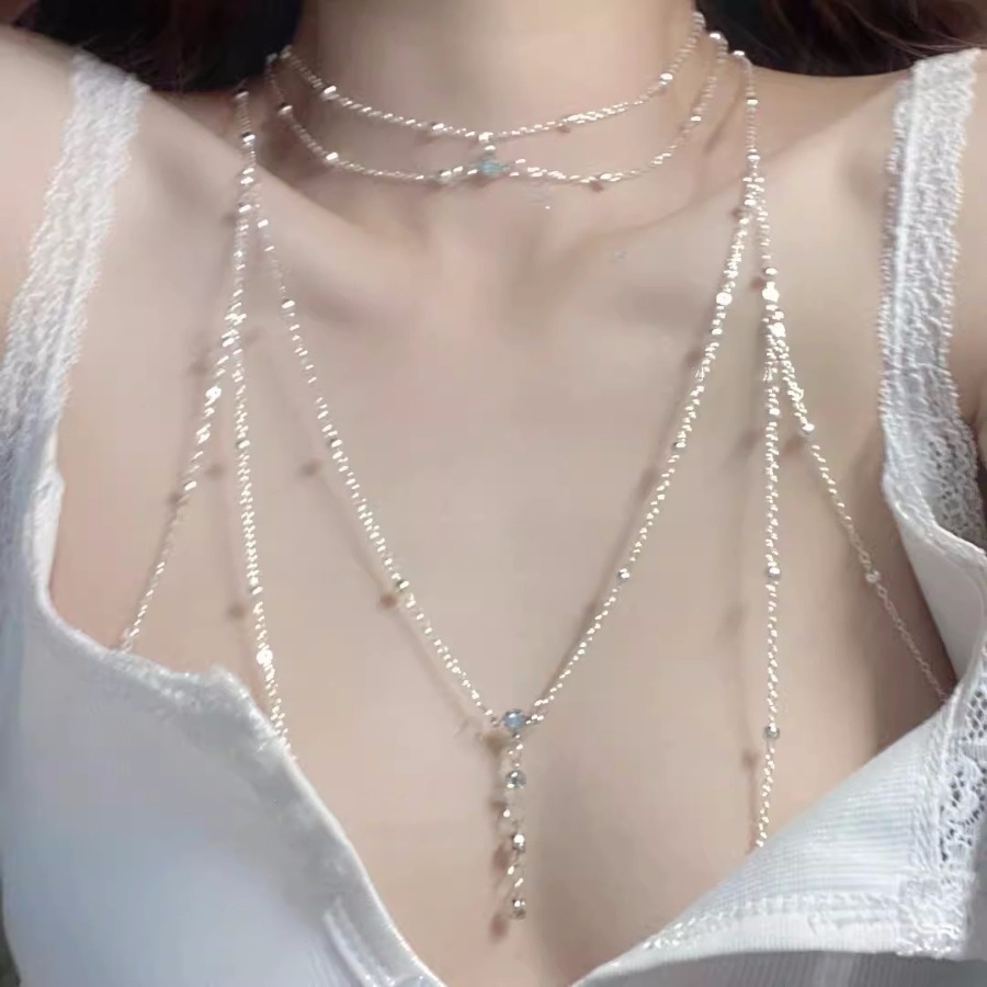 女性用サマーコールドホットガールボディチェーン、チェストチェ - Body Jewelry Hot のレビューと価格