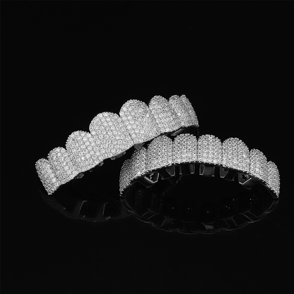 シルバーメッキのフルアイスアウトCZジルコン歯グリルズ上下セ - Body Jewelry Art のレビューと価格