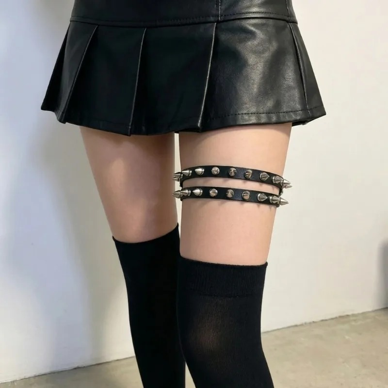 ダブルローコーンスパイクレッグガーター レディース パンクロ - Body Jewelry Art のレビューと価格