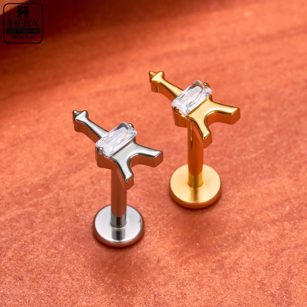 G23チタン製ラブレットセグメントハートエッフェル塔スタッド - Body Jewelry Vertical Labret のレビューと価格