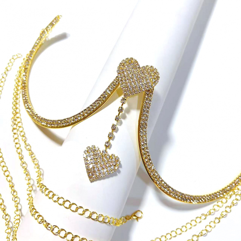 新しい超ホットエロティックボディチェーンセットニッチセクシー - Body Jewelry Hot のレビューと価格