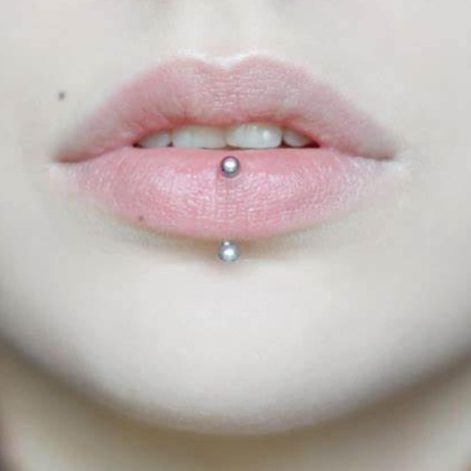 8 個のルーク ピアス ジュエリー ルーク イヤリング、垂直 - Body Jewelry Vertical Labret のレビューと価格